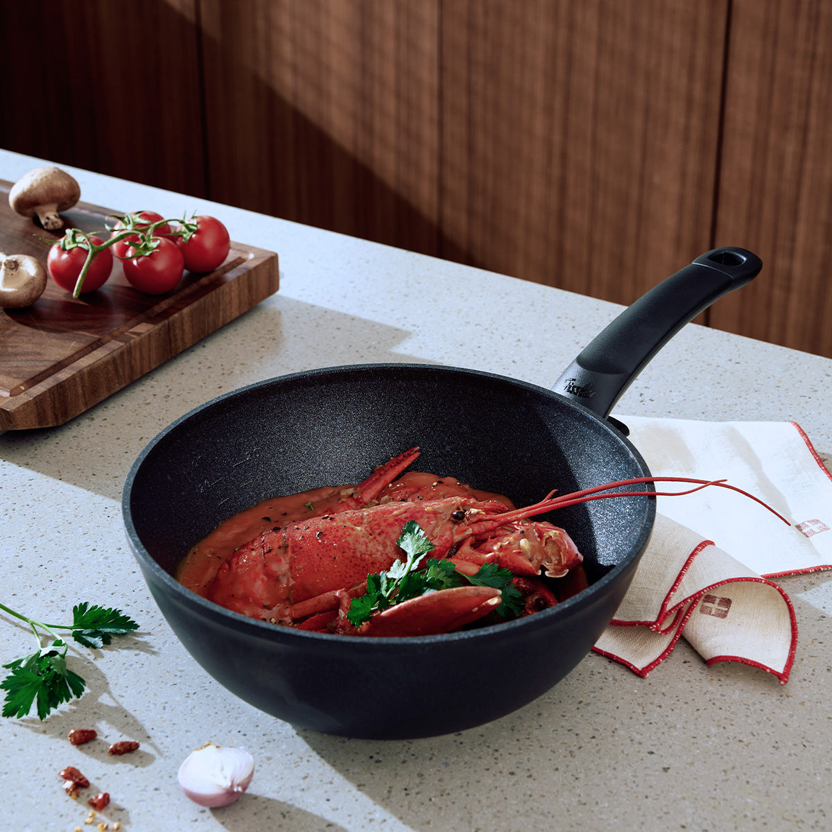 Adamant® wok
